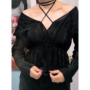 Women's Pleated Ruffled Blouse Black size S